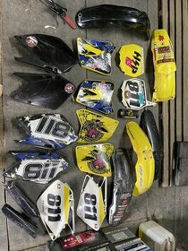 Plasty Suzuki RM 250 / RM 125