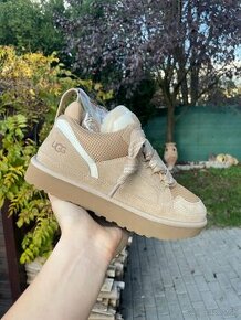 Ugg lowmel sand