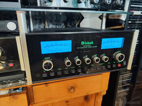 McIntosh AM 6900