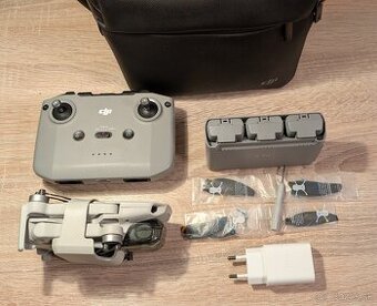 DJI Mini 2 fly more combo