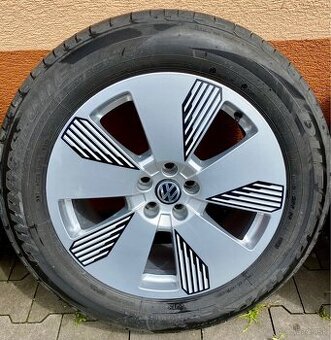 5x112 R19 8,5J ET36 originál + 255/55 R19 Bridgestone letné