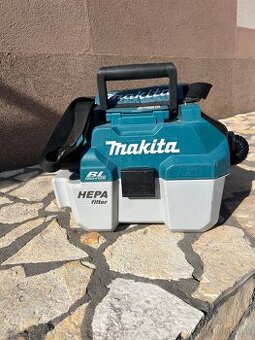 Aku vysávač makita DVC750L