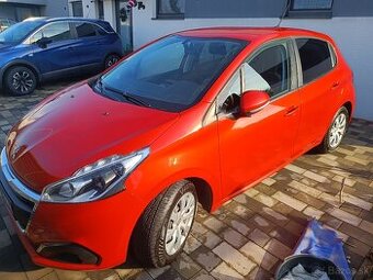 Peugeot 208, 1.2 PureTech 110k - 1