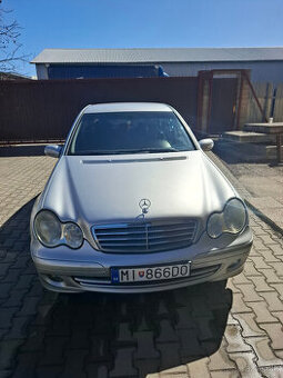 Mercedes-Benz C220 W203