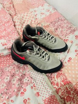 Predám tenisky Nike