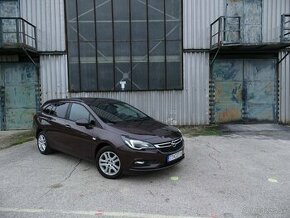 Opel Astra 1.6 CDTI AUTOMAT - 1
