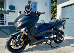 Yamaha T-Max 530 1.maj super stav neburane.