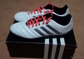 Nové ADIDAS turfy