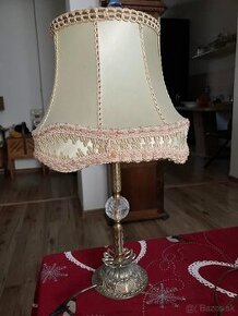 Lampa mosadz