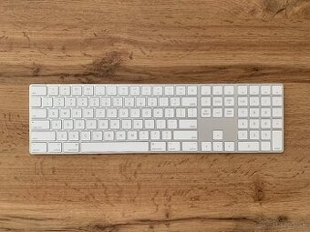 Apple Magic Keyboard - US Numeric - 1