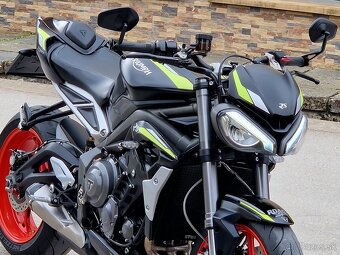 Triumph STREET TRIPLE 765 RS 7/2020 Ōhlins TFT