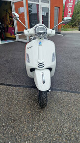 Vespa 300 GTS Super - 1