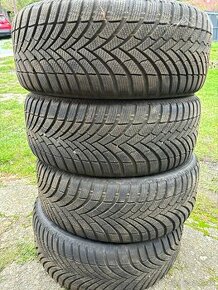 Predám 225/50 r17 zimné