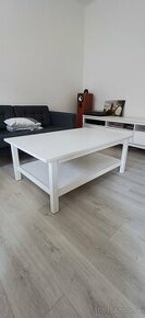 HEMNES konferencny stolik