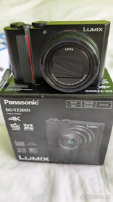 Panasonic Lumix DC-TZ200D