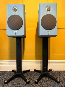 FOCAL KANTA 1 + stands