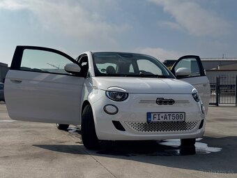 FIAT 500e ICON PLUS 42KWh bateria - znížená cena