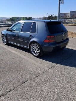 Golf 4