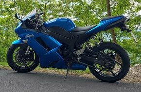 Kawasaki ninja zx-6r