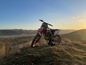 Honda CRF450 - 1