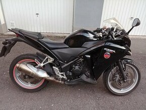 Honda CBR 250 R ABS - 1