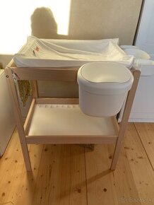 Prebalovaci pult ikea