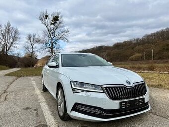 ŠKODA SUPERB COMBI 2.0TDI DSG FACELIFT MATRIX EXTRA VÝBAVA