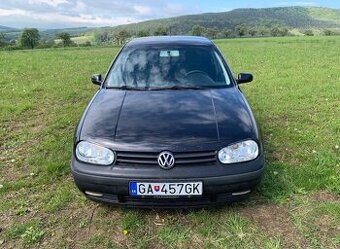 Golf 1.6 Benzín