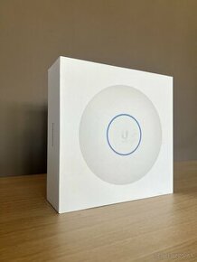 Ubiquiti UniFi AP 6 Pro - 1