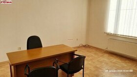 ID 2949 Prenájom: kancelária, 24 m2, centrum, parkovanie