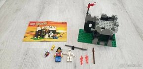 LEGO SYSTEM 6036 Skeleton Surprise