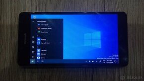 Microsoft Lumia 950 s Windows 10 Pro