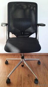 ergonomická kancelárska stolička VITRA Meda 2/XL