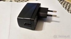 Adapter/nabijacka na mobil