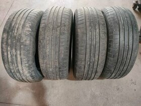 Predám sadu letných pneu Goodyear 205/60 r16