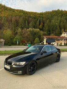 Predám BMW e92 325i - 1