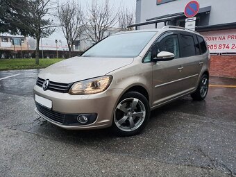 Volkswagen Touran 2.0TDI CR DSG Automat Highline 7 Miestny