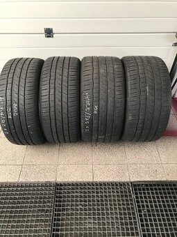 2x 275/40 + 2x 315/35 R21 RSC hankook 65 €kus