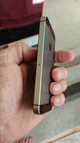 iPhone SE 2016 64G, PLATÍ DO ZMAZANIA