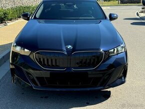 BMW 520xdrive 2024 NEW