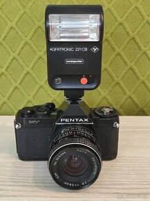 Pentax MV + Revuenon auto 1:2.8 28mm