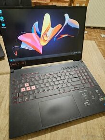 Herny Asus TUF F15 S GRAFIKOU RTX3050 i5 procesorom a 512gb