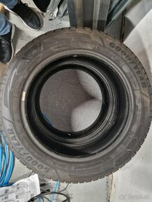 Zimné pneu GoodYear UltraGrip 235/55 R19