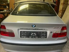 Bmw e46 kufrové dvere