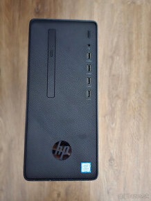 HP Desktop Pro 300 G3 MT