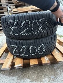 Z200 2ks zimné 205/55R17