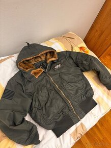 Bunda Alpha Industries