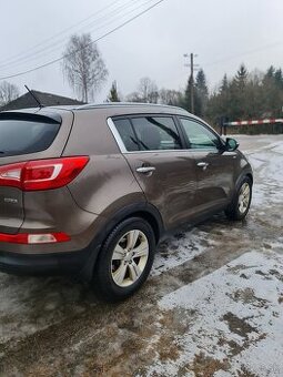 Kia Sportage 2.0 CRDi 4WD RV 2014 A/T6