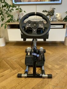 Logitech g920 + wheel Stand pro