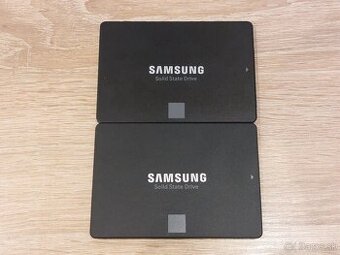 Samsung 860 EVO 250GB / Samsung 870 EVO 500GB